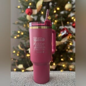 Stanley x Starbucks Holiday 2024 Berry Glitter Pink 40oz Quencher Tumbler